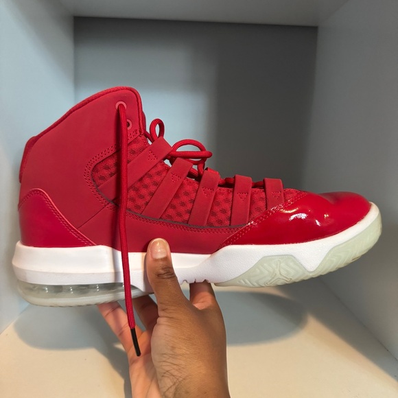 Jordan Max Aura “Gym Red” - Picture 4 of 4
